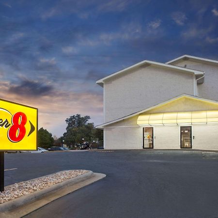 מלון Super 8 By Wyndham Columbus Airport מראה חיצוני תמונה