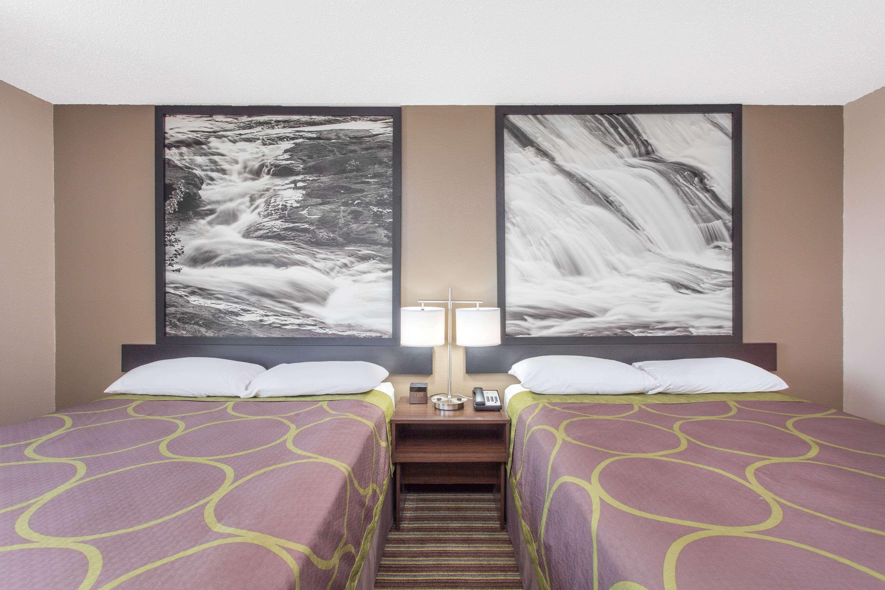 מלון Super 8 By Wyndham Columbus Airport מראה חיצוני תמונה