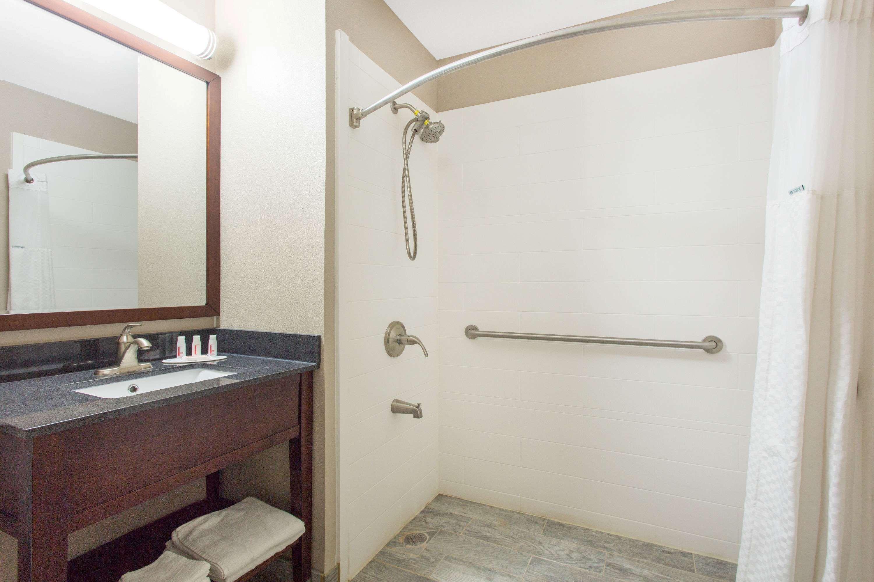 מלון Super 8 By Wyndham Columbus Airport מראה חיצוני תמונה