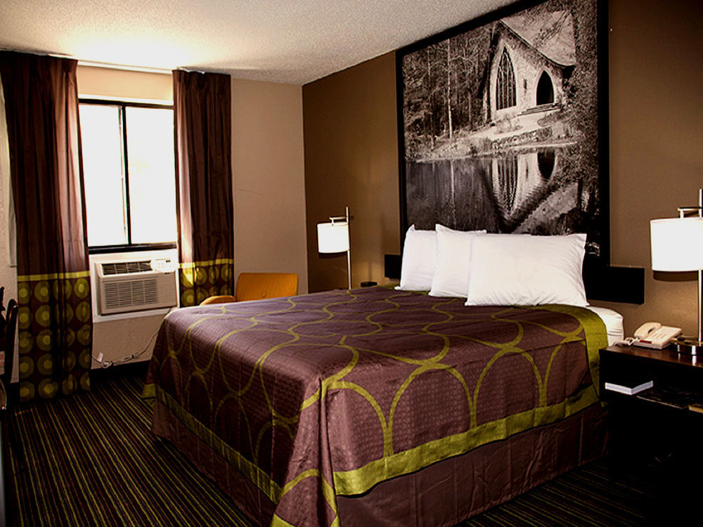מלון Super 8 By Wyndham Columbus Airport מראה חיצוני תמונה